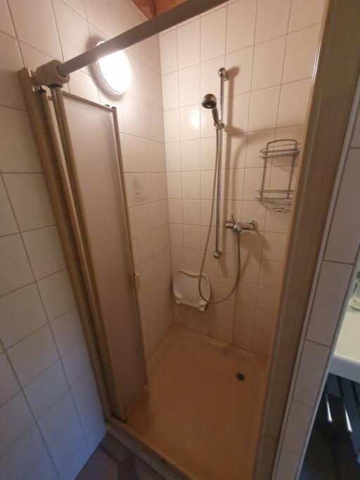Dachwohnung In Flughafennaehe Kloten Zewnętrze zdjęcie